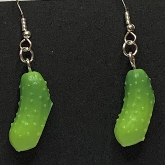 Pickle Earring, Cucumber Earring, Vegetable Earring, Funny Food Earring, Gift - Picture 3 of 7